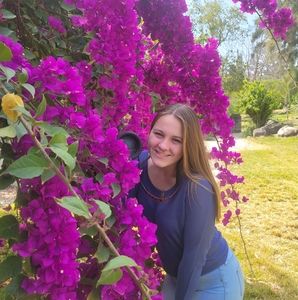 Meet your Posher, Clare